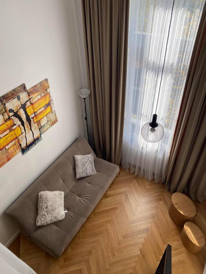 Loft In City Center-Prime Rentals كاوناس المظهر الخارجي الصورة