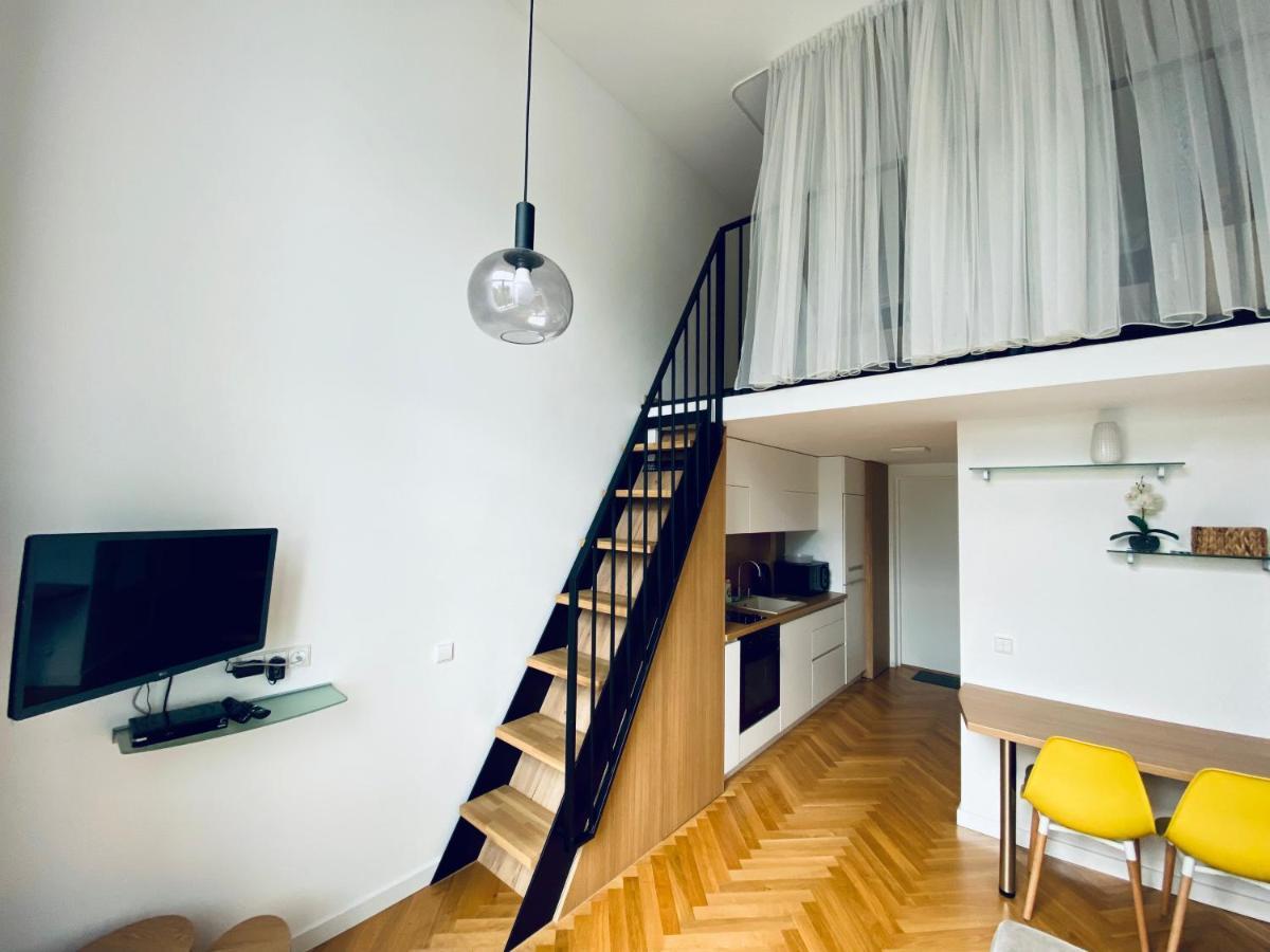 Loft In City Center-Prime Rentals كاوناس المظهر الخارجي الصورة
